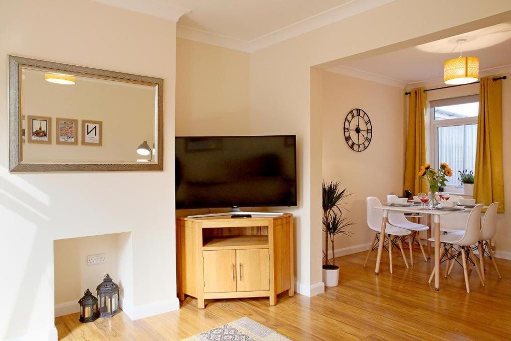 Stylish Norwich Stay Near Cathedral With Parking Buitenkant foto